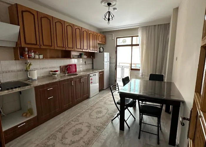 Meydanin Goebeginde Kiralik Trabzon